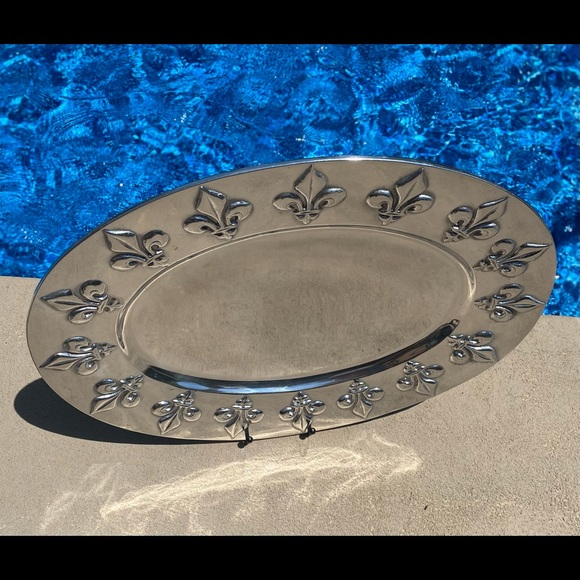 Mariposa Fleur de Lys Oval Serving Platter - Picture 9 of 9